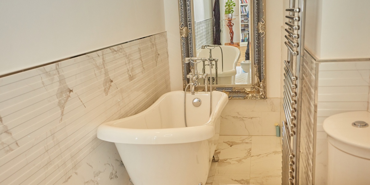 Apartamentul cu picturi în centrul orașului Arad