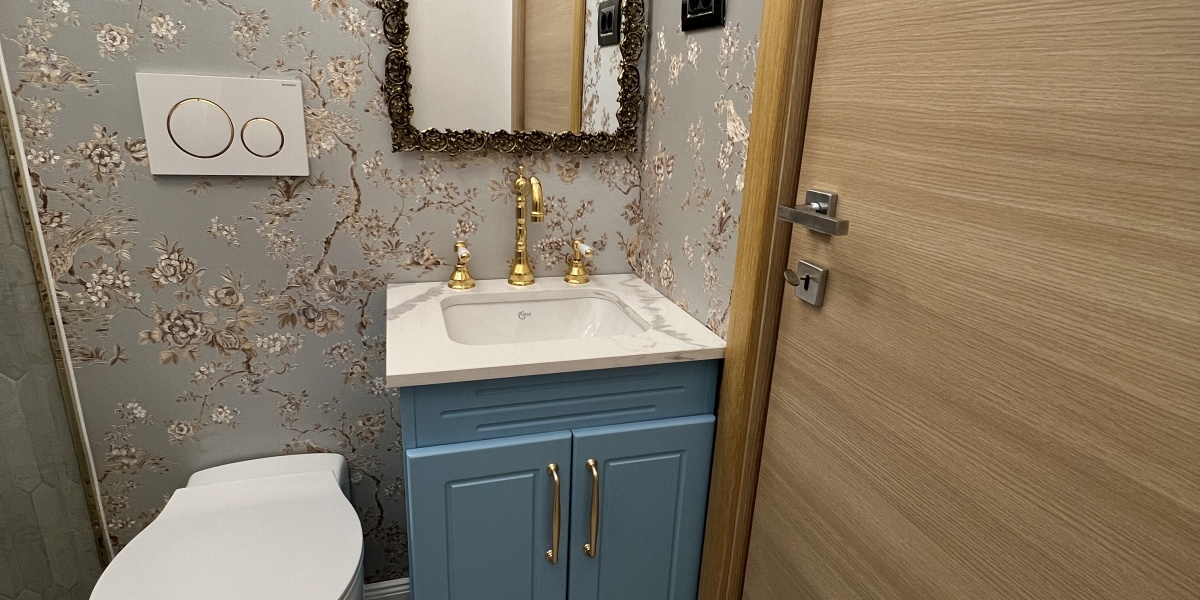 Renovare baie de serviciu 