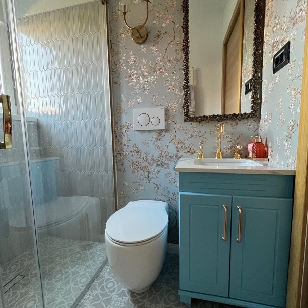 Renovare baie de serviciu 
